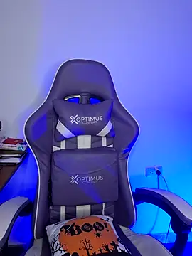 Aria Bennett21 online show from 7, 2, 2026