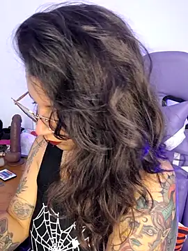 Aria Bennett21 online show from 13, 2, 2026