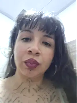 Aria Bennett21 online show from 3, 7, 2026