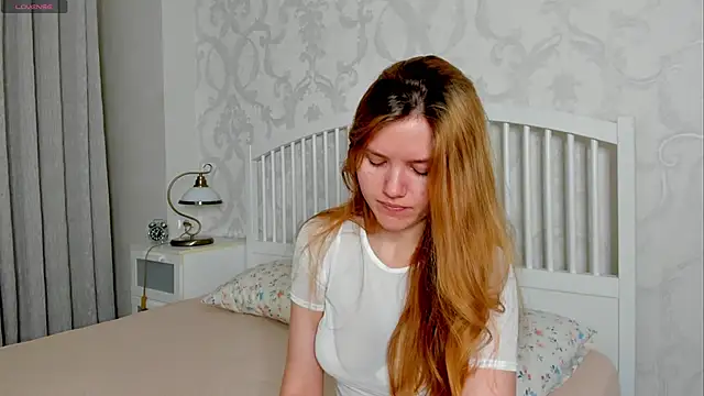 Eva  Lewis online show from 5, 6, 2026
