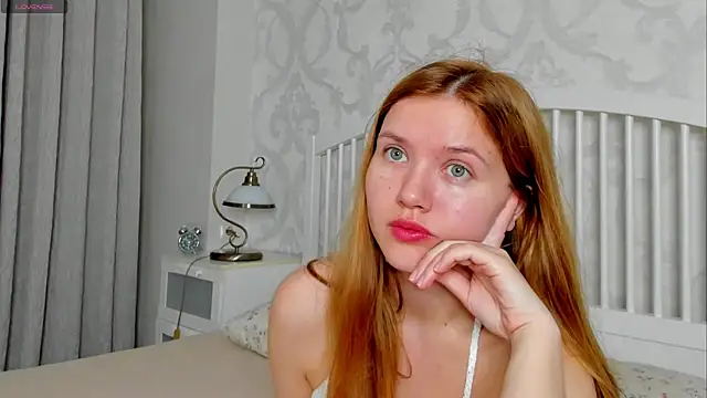 Snapshot of Eva__Lewis chatting on 24, 6, 2026 Eva Lewis online show from 24, 6, 2026