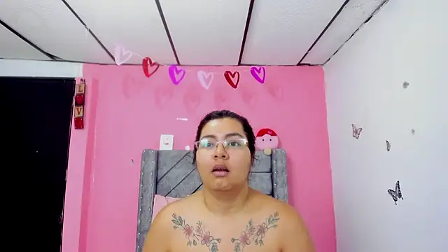 LaylaHolmes online show from 20, 3, 2026