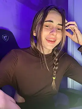 GraceTorrez online show from 4, 2, 2025