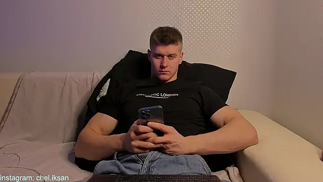 Snapshot of Bruno_Banani chatting on 18, 3, 2025 Bruno Banani online show from 18, 3, 2025