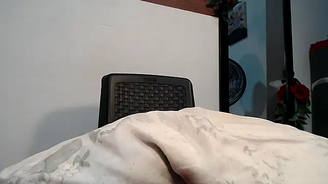 Snapshot of KristalTsXXX chatting on 29, 9, 2025 KristalTsXXX online show from 29, 9, 2025