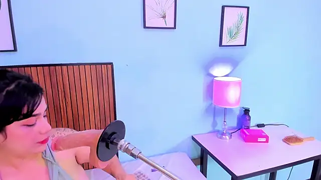 Snapshot of zyle_boobs chatting on 30, 10, 2025 zyle boobs online show from 30, 10, 2025