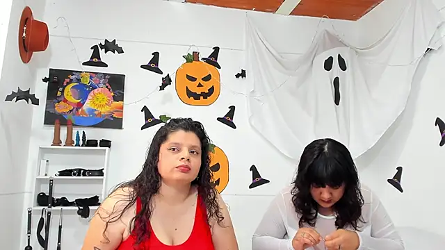 Karol IsabelCouple online show from 11, 11, 2025