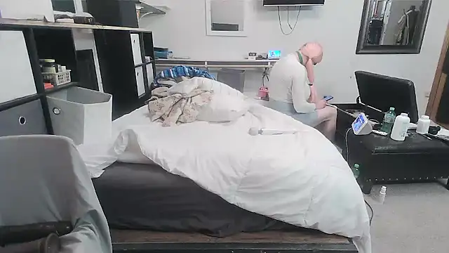 sissytrapdolly24 online show from 14, 2, 2026