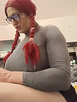 sissytrapdolly24 online show from 18, 5, 2026