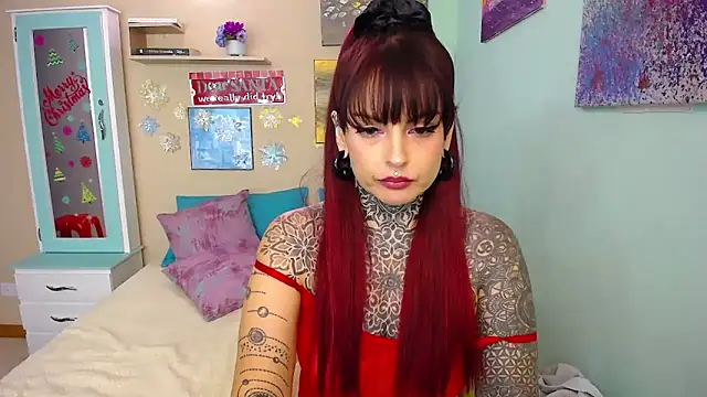 LolaRouse online show from 4, 12, 2024