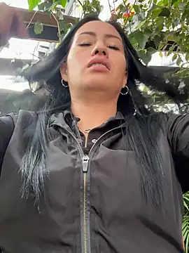 Snapshot of Sara_luna_ chatting on 13, 3, 2025 Sara luna  online show from 13, 3, 2025