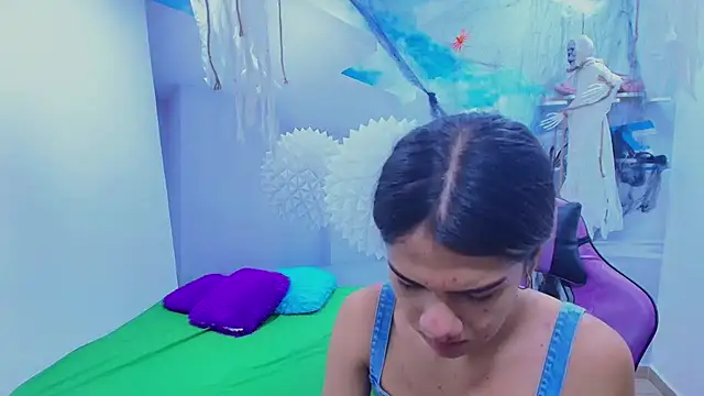 DEMI LEED online show from 3, 11, 2025