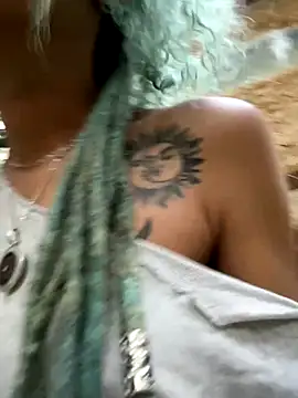 Snapshot of sammoura01 chatting on 14, 9, 2025 sammoura01 online show from 14, 9, 2025