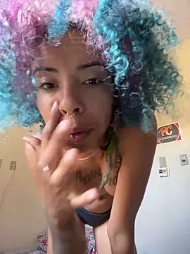 Snapshot of sammoura01 chatting on 6, 12, 2024 sammoura01 online show from 6, 12, 2024