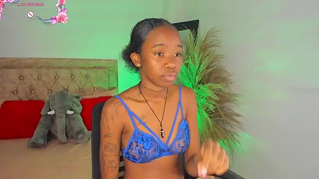 Rihana hot01 online show from 14, 3, 2025