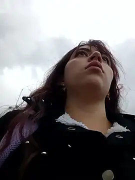 Isabella Delight  online show from 24, 2, 2025