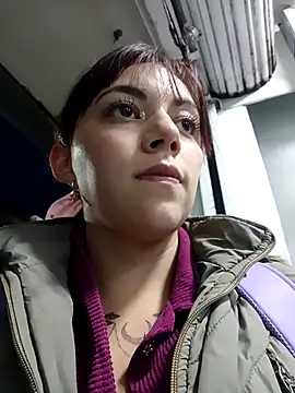 Isabella Delight  online show from 18, 2, 2025