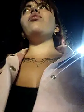 Isabella Delight  online show from 7, 2, 2025