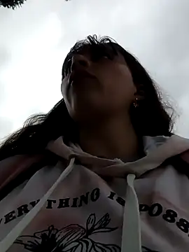 Isabella Delight  online show from 4, 3, 2025