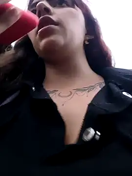 Isabella Delight  online show from 22, 2, 2025