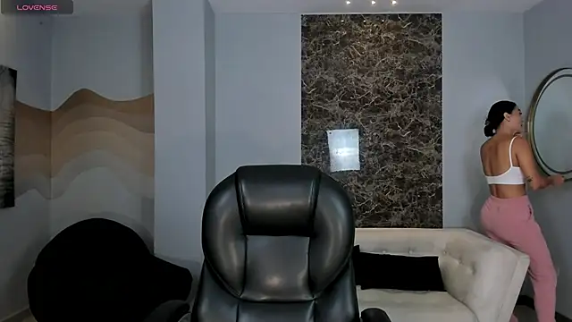 AbbyDalton online show from 6, 11, 2025