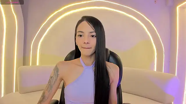 Snapshot of HannahJamesX chatting on 13, 3, 2026 HannahJamesX online show from 13, 3, 2026