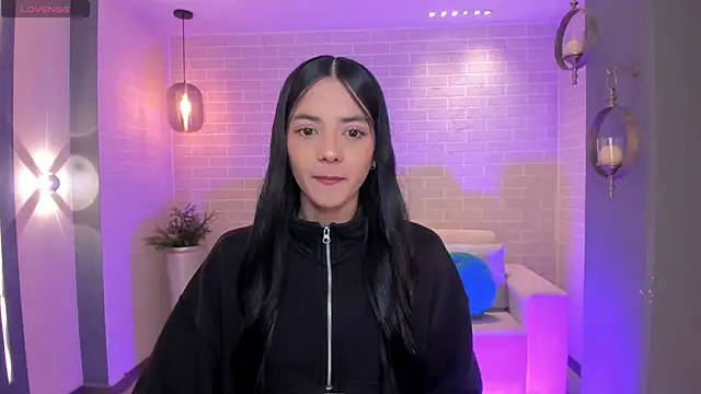 HannahJamesX online show from 19, 12, 2025