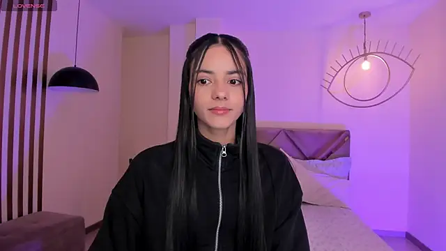 Snapshot of HannahJamesX chatting on 13, 9, 2025 HannahJamesX online show from 13, 9, 2025