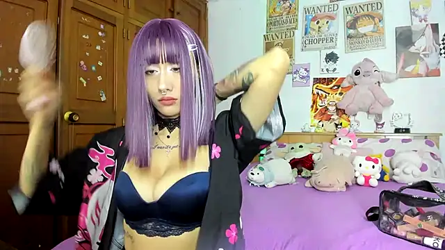 LunaDeCristall online show from 15, 10, 2025