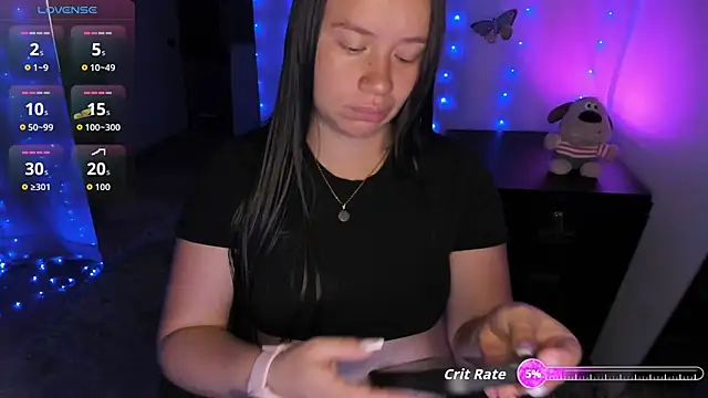 Snapshot of milysauria1 chatting on 6, 11, 2025 milysauria1 online show from 6, 11, 2025