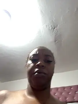 CiaraEbony online show from 19, 4, 2026