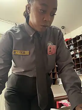 CiaraEbony online show from 18, 4, 2026