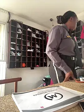 CiaraEbony online show from 18, 4, 2026