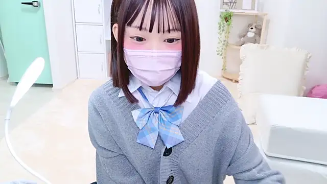 Snapshot of x-naru-x chatting on 15, 12, 2024 x-naru-x online show from 15, 12, 2024