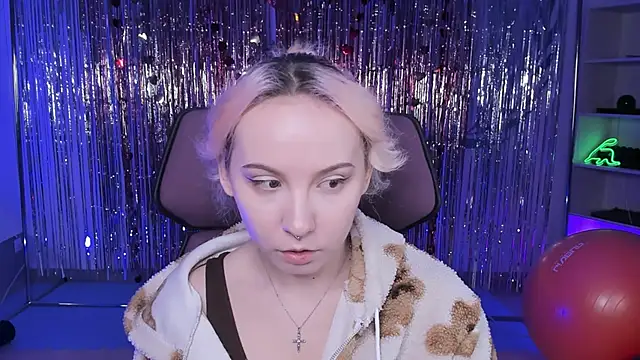 JasmineMilko online show from 19, 3, 2025