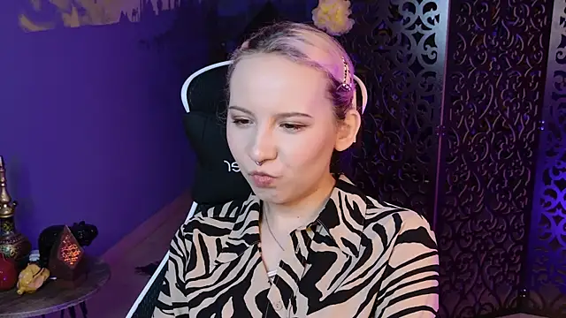 JasmineMilko online show from 16, 3, 2025
