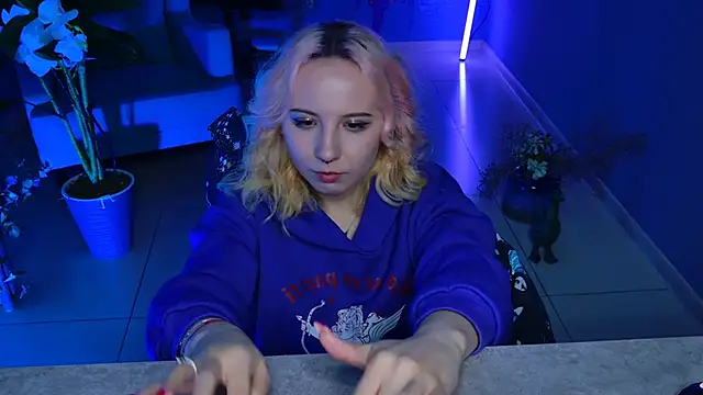 JasmineMilko online show from 25, 2, 2025