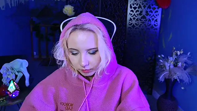 JasmineMilko online show from 11, 3, 2025