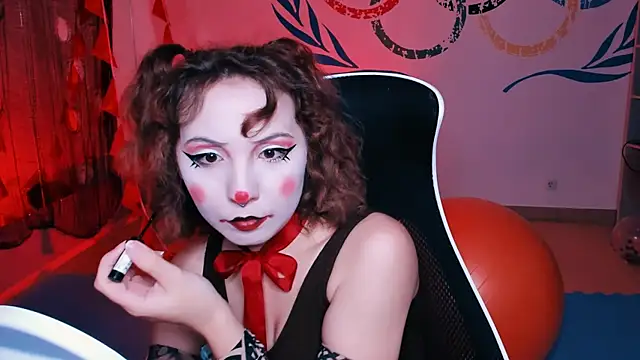 JasmineMilko online show from 27, 10, 2025