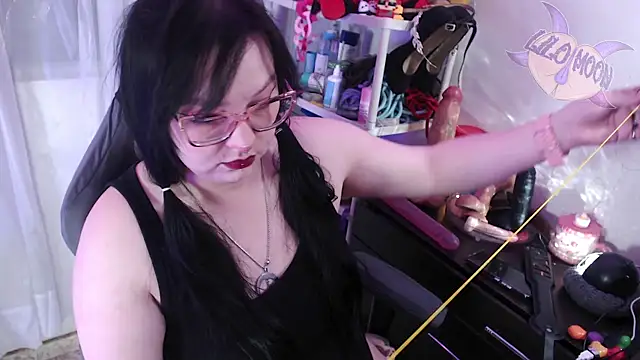 LiloMoon69 online show from 3, 10, 2025