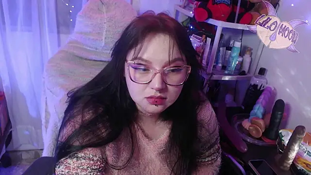 LiloMoon69 online show from 9, 3, 2025
