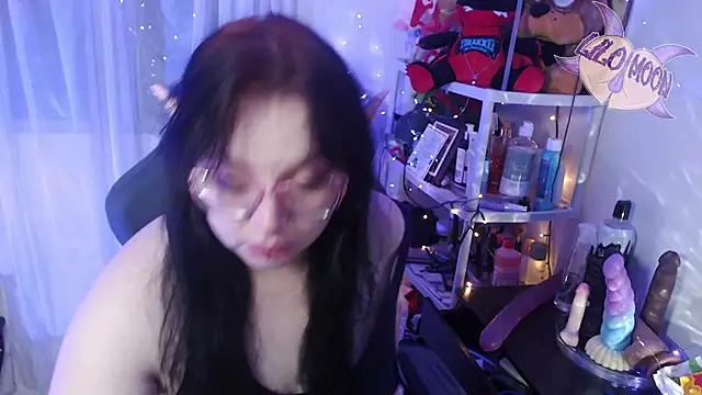 LiloMoon69 online show from 26, 2, 2025
