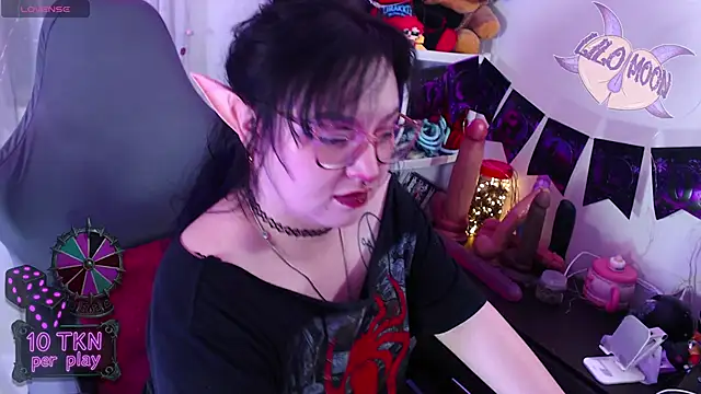 LiloMoon69 online show from 3, 11, 2025