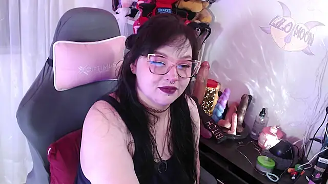 LiloMoon69 online show from 10, 9, 2025