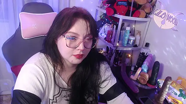 LiloMoon69 online show from 10, 3, 2025