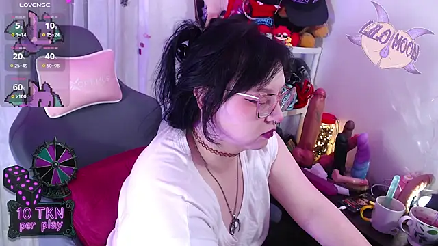 LiloMoon69 online show from 17, 11, 2025