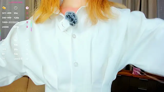 Snapshot of DominikaElis chatting on 30, 11, 2025 DominikaElis online show from 30, 11, 2025