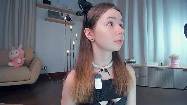 DominikaElis online show from 21, 4, 2026