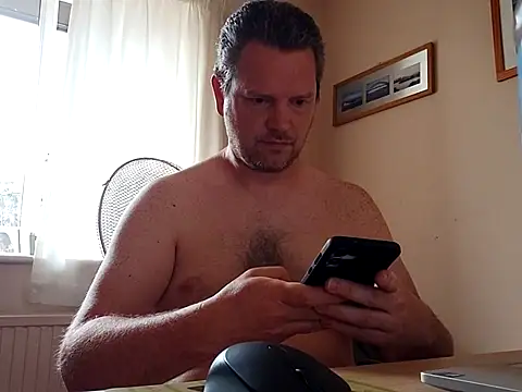 Snapshot of mrtickle1000 chatting on 10, 7, 2026 mrtickle1000 online show from 10, 7, 2026