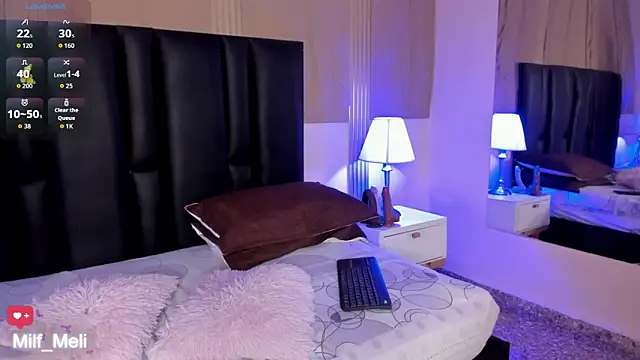 Snapshot of Milf_meli chatting on 22, 10, 2025 Milf meli online show from 22, 10, 2025